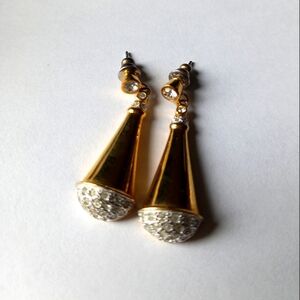 Vintage Gold Tone Earrings